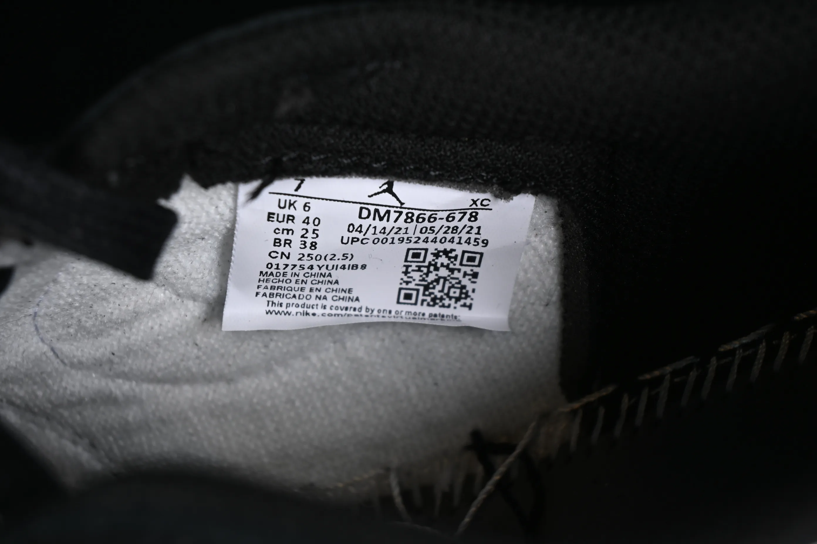 All Categories Air Jordan Jordan Series Basketball Shoes Air Jordan 1 Low Travis Scott x Air Jordan 1 Low OG AJ1 Joe 1 Reversed Overhook Joint Style Casual Sports Basketball Shoes DM7866-678